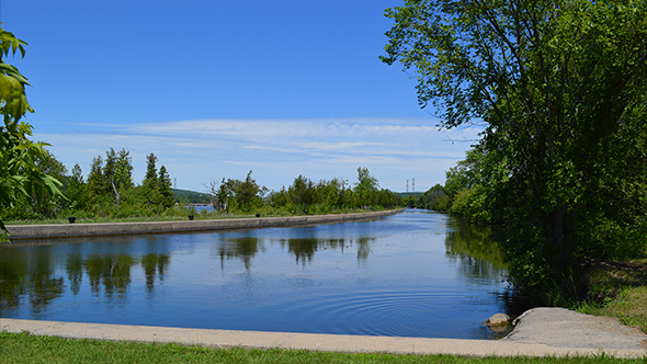 looking north on Trent Severn from lock 6 Frankford